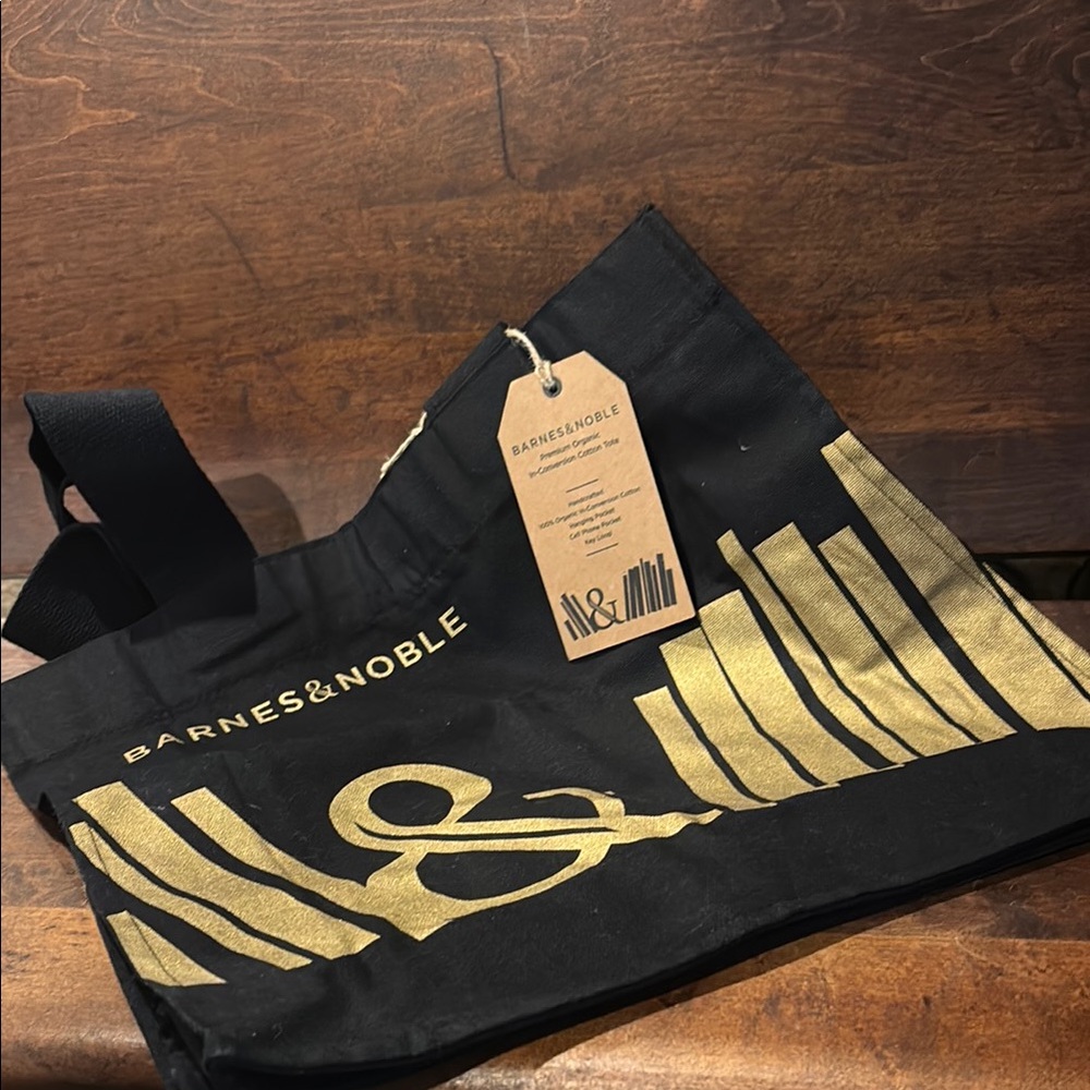 NWT Barnes & Noble Black and Gold Canvas Bag